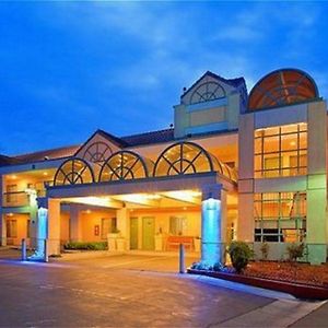 Atherton Park Inn And Suites